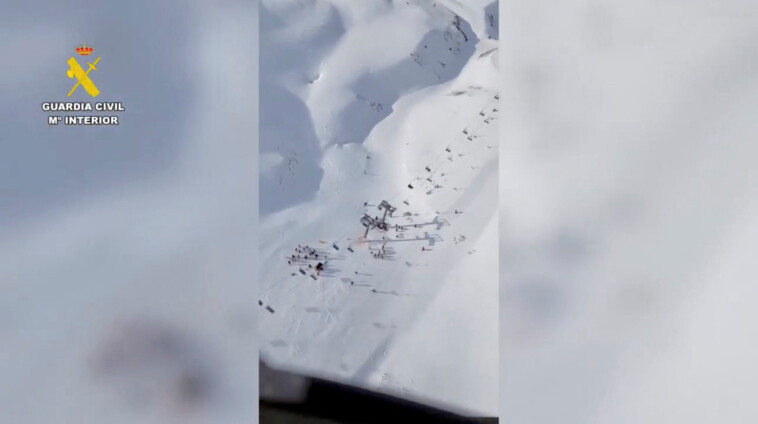 dozens-injured-in-horrifying-ski-lift-collapse-in-spain