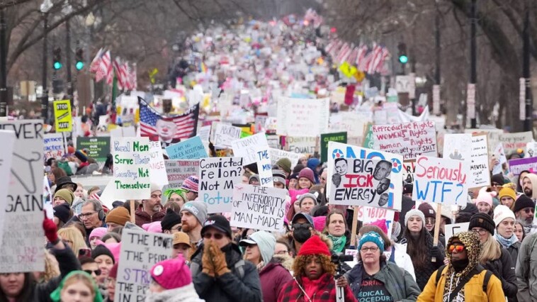 thousands-of-left-wing-demonstrators-descend-on-washington-to-protest-trump-inauguration