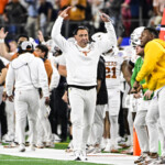 steve-sarkisian-reportedly-signs-extension-to-stay-with-texas-after-turning-down-nfl-interest