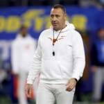 steve-sarkisian-agrees-to-texas-contract-extension-after-declining-nfl-interviews