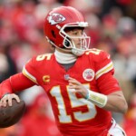 chiefs-knock-off-texans,-mahomes-now-7-0-in-divisional-round