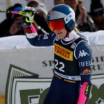 on-pace-for-podium-finish,-vonn-falls-in-wc-event