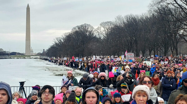 photos:-conglomeration-of-anti-trump-leftists-march-on-washington-mall-ahead-of-inauguration