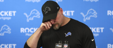 dan-campbell-tears-up-in-emotional-press-conference-after-lions’-gutting-playoff-loss:-‘my-fault’