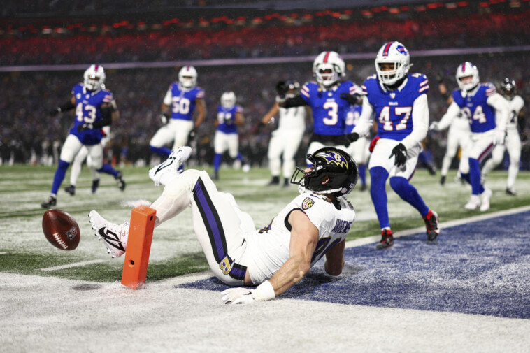 josh-allen,-bills-hold-off-ravens-to-reach-afc-title-game-after-late-2-point-pass-is-dropped