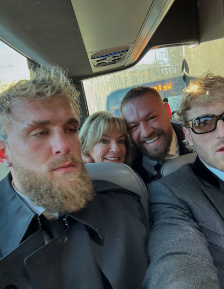 conor-mcgregor-heads-to-trump-inauguration-with-jake-and-logan-paul