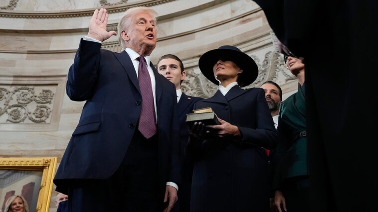 trump-did-not-place-hand-on-bibles-during-2025-swearing-in