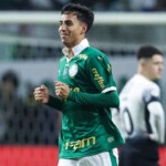 man-city-sign-brazil-teen-vitor-reis-from-palmeiras