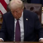 watch:-trump-discovers-message-biden-left-for-him-in-the-oval-office