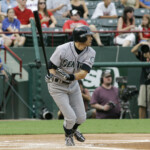 ichiro-suzuki-enters-baseball-hall-of-fame-in-near-unanimous-fashion