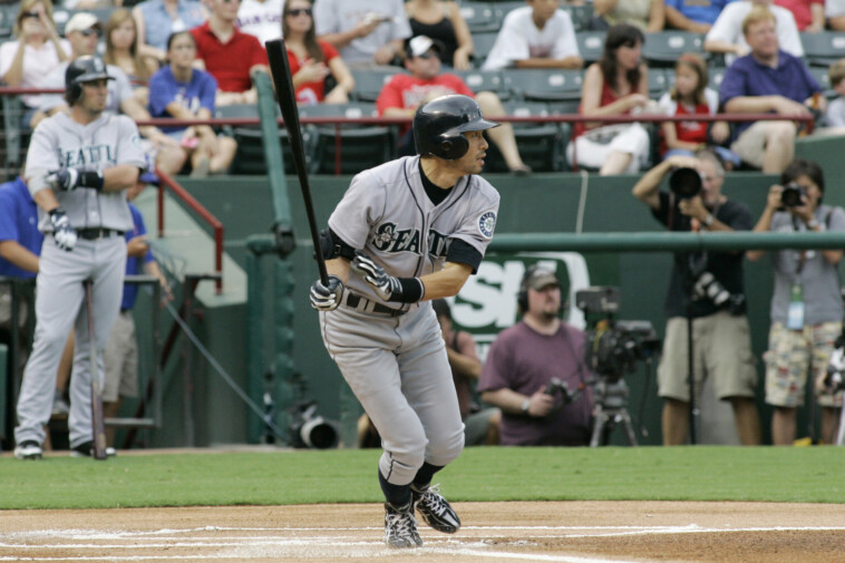 ichiro-suzuki-enters-baseball-hall-of-fame-in-near-unanimous-fashion