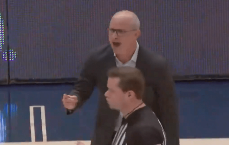 dan-hurley-viciously-chides-ref-for-turning-back-on-him:-‘i’m-the-best-coach-in-the-f–king-sport’