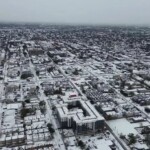 texas-mother-charged-after-found-lying-outside-in-freezing-temps-with-two-babies:-sheriff’s-office