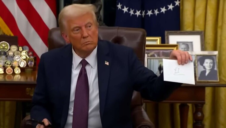 exclusive:-the-babylon-bee-has-obtained-a-picture-of-the-note-biden-left-for-trump