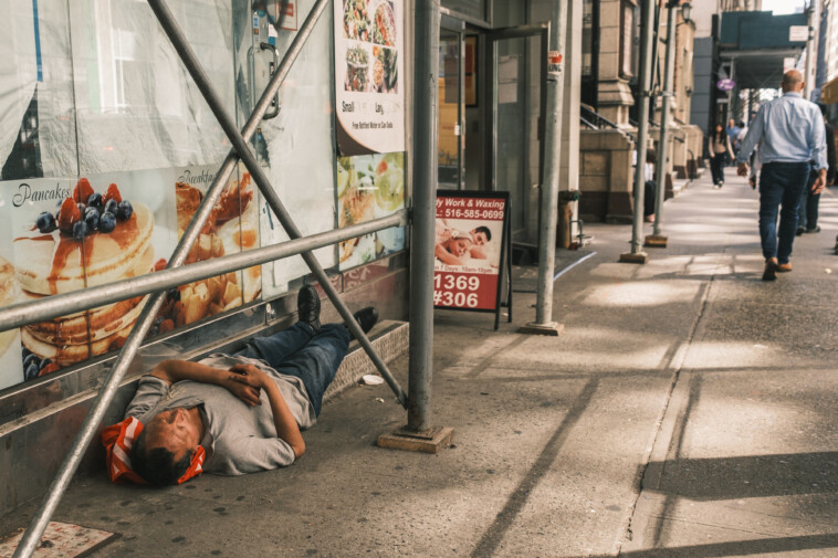 nyc-politician-pushes-to-change-scaffolding-laws-to-target-sidewalk-shed-‘whack-a-mole’