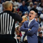 uconn’s-dan-hurley-doubles-down-after-latest-sideline-eruption-at-an-official,-blames-cameras-for-only-showing-him