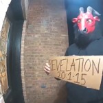 texas-homeowners-terrified-after-stranger-wearing-satanic-mask-appears-at-their-front-door:-‘scared-to-leave-the-house’