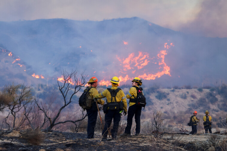 sepulveda-fire-looms-over-bel-air-while-‘nuclear’-hughes-blaze-burns-toward-town-of-20k-people-in-la-county