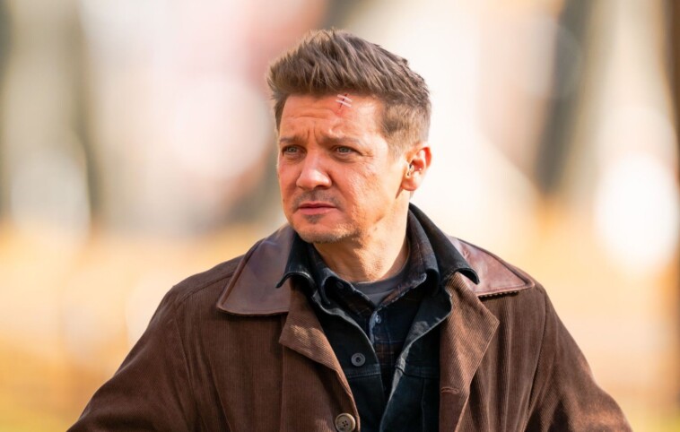 marvel-star-jeremy-renner-to-open-up-about-near-fatal-accident-in-new-memoir