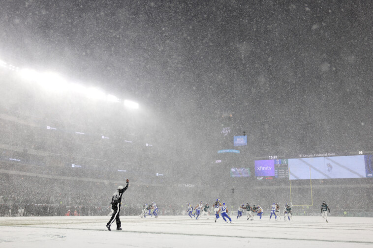 eagles-sell-out-of-dirty-snow-from-nfl-playoff-game-in-bizarre-cash-grab