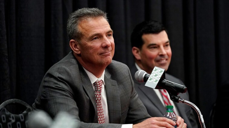 former-ohio-state-coach-urban-meyer-takes-aim-at-‘idiots-on-social-media’-after-buckeyes-win-national-title