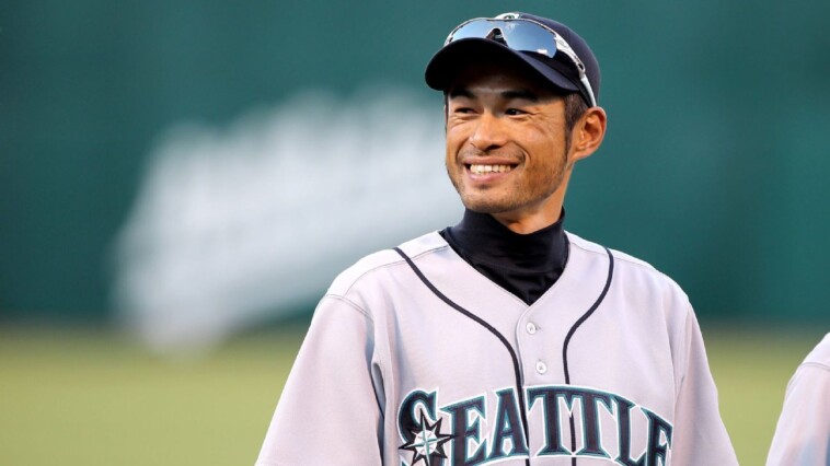 ichiro-wants-to-have-drink-with-lone-hof-holdout