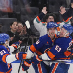 brock-nelson’s-ot-goal-leads-islanders-to-thrilling-comeback-win-over-hurricanes