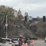 trump-effect:-some-palisades-residents-visit-homes-for-first-time-since-fire-after-president’s-visit