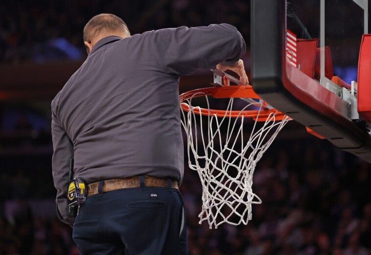 why-knicks-game-was-delayed-by-bent-rim-that-was-actually-straight