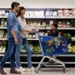 finding-healthy-food-at-grocery-store-by-doing-this-is-‘outdated,’-say-diet-experts