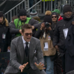 tom-brady-looks-like-he-can-still-play-qb-with-pass-to-gronk-before-nfc-championship-game