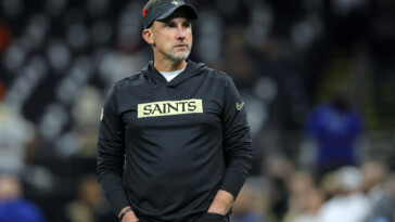 bears-hire-former-saints-head-coach-dennis-allen-as-next-dc,-declan-doyle-as-oc