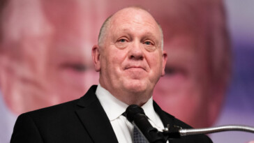 tom-homan-throws-down-on-deporting-illegal-aliens:-‘i-don’t-put-a-price-on-that’