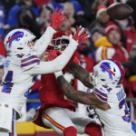 refs’-confusing-ruling-on-questionable-xavier-worthy-catch-gives-chiefs-big-break-in-afc-championship