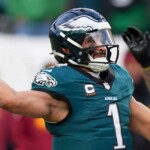 hurts:-coach-‘let-me-out’-as-eagles-reach-sb