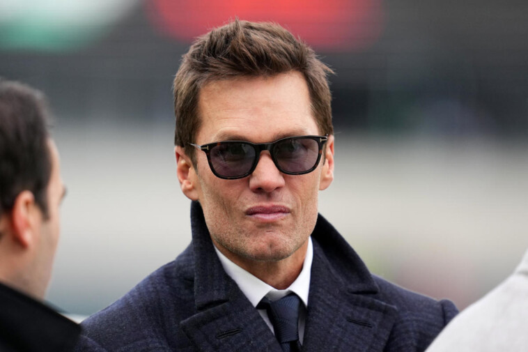 tom-brady-played-in-10-super-bowls,-now-gets-to-do-his-1st-as-announcer-at-fox