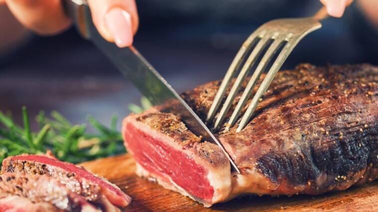 red-meat-could-raise-dementia-risk,-researchers-claim,-yet-some-doctors-have-questions