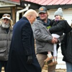 trump’s-visit-to-small-town-north-carolina-brings-hope-to-hurricane-survivors-who-lost-everything