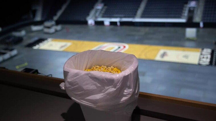 $5-for-five-gallons:-omaha-basketball-hosts-‘bring-your-own-can’-promotion-ahead-of-game