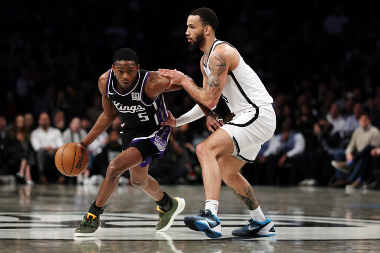 nets-targeting-kings’-de’aaron-fox-as-star-hits-market-with-nba-trade-deadline-nearing