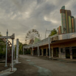 new-orleans-six-flags-finally-being-torn-down-20-years-after-hurricane-katrina