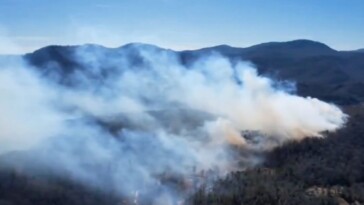 mysterious-wildfires-breakout-near-north-carolina-towns-destroyed-by-hurricane-helene