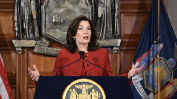 hochul-makes-pitch-to-keep-congestion-pricing-direct-to-trump-as-president-could-make-decision-as-soon-as-next-week