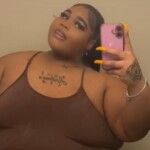 500-pound-rapper-who-describes-herself-as-a-“bbw”-sues-lyft-after-driver-tells-her-she-is-too-large-to-ride-in-his-car-(video)