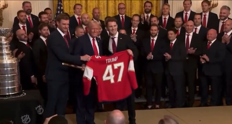 watch:-stanley-cup-winning-florida-panthers-welcomed-to-white-house-–-president-trump-gifted-with-“45-47”-jersey-and-hockey-stick