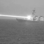 incredible-photo-shows-us-navy-firing-laser-weapon-dubbed-‘helios’-from-warship