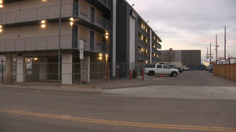 colorado-motel-being-sold-for-$10-—-but-buyer-is-required-to-renovate-and-convert-building-for-the-homeless