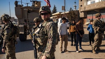 us-drafts-plan-to-withdraw-all-its-troops-from-syria:-report