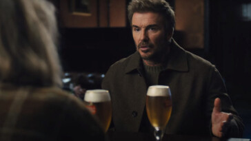 matt-damon-plays-david-beckham’s-long-lost-twin-brother-in-stella-artois’-super-bowl-2025-ad