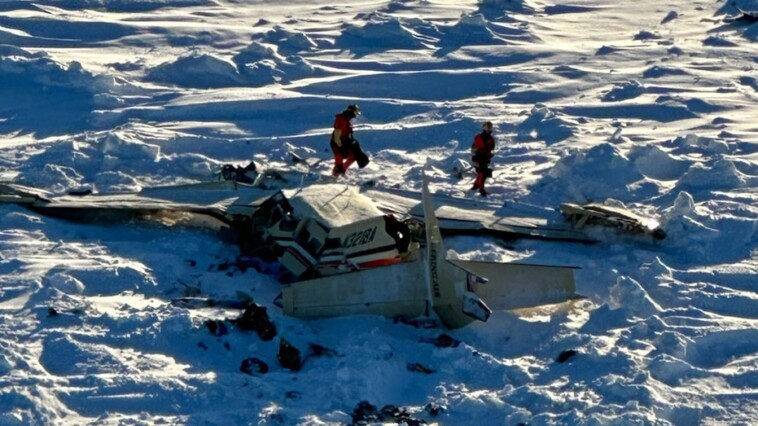 wreckage-of-missing-alaska-commuter-plane-found-with-no-survivors,-coast-guard-says